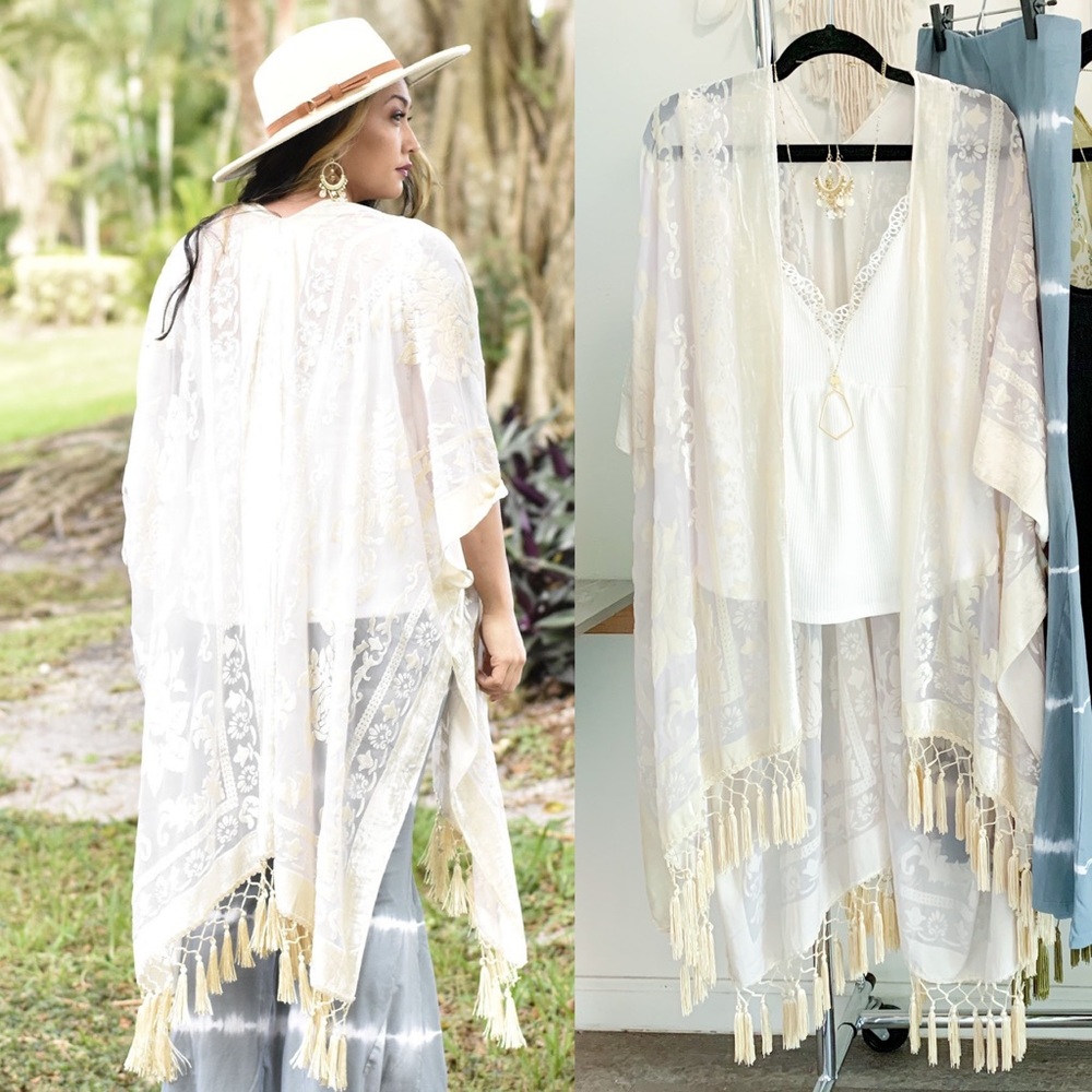 Velvet Burn Out Kimono - Picture 2 of 3